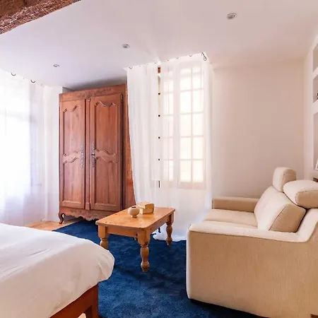 Remparts House * Mailhac