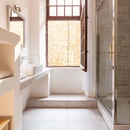 Remparts House * Mailhac